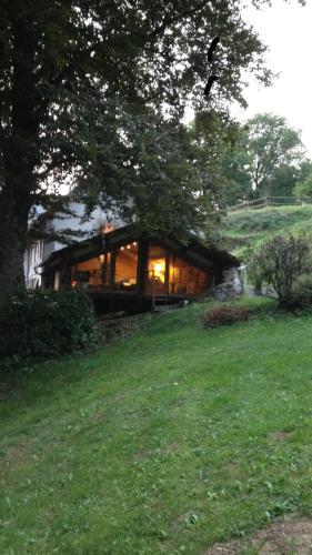 Haras de la Cere Et Ses Chevaux — hotel in Polminhac