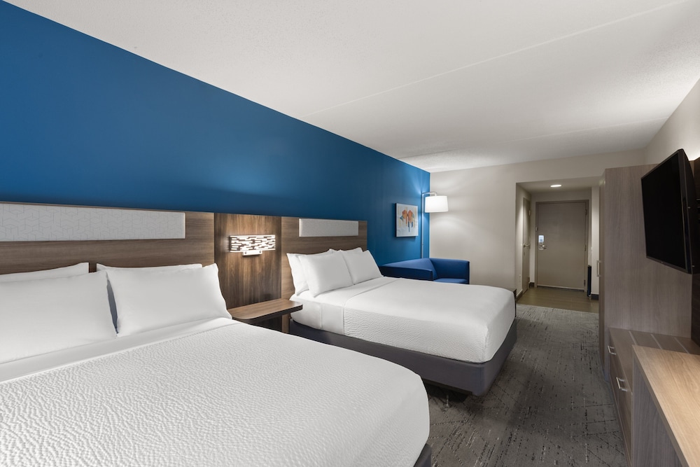 Holiday Inn Express Hotel & Suites Danbury I 84 by IHG - photo 26
