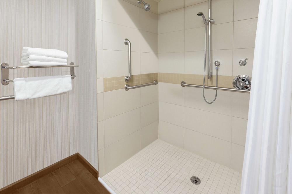 Hilton Garden Inn Pittsburgh University Place - photo 15
