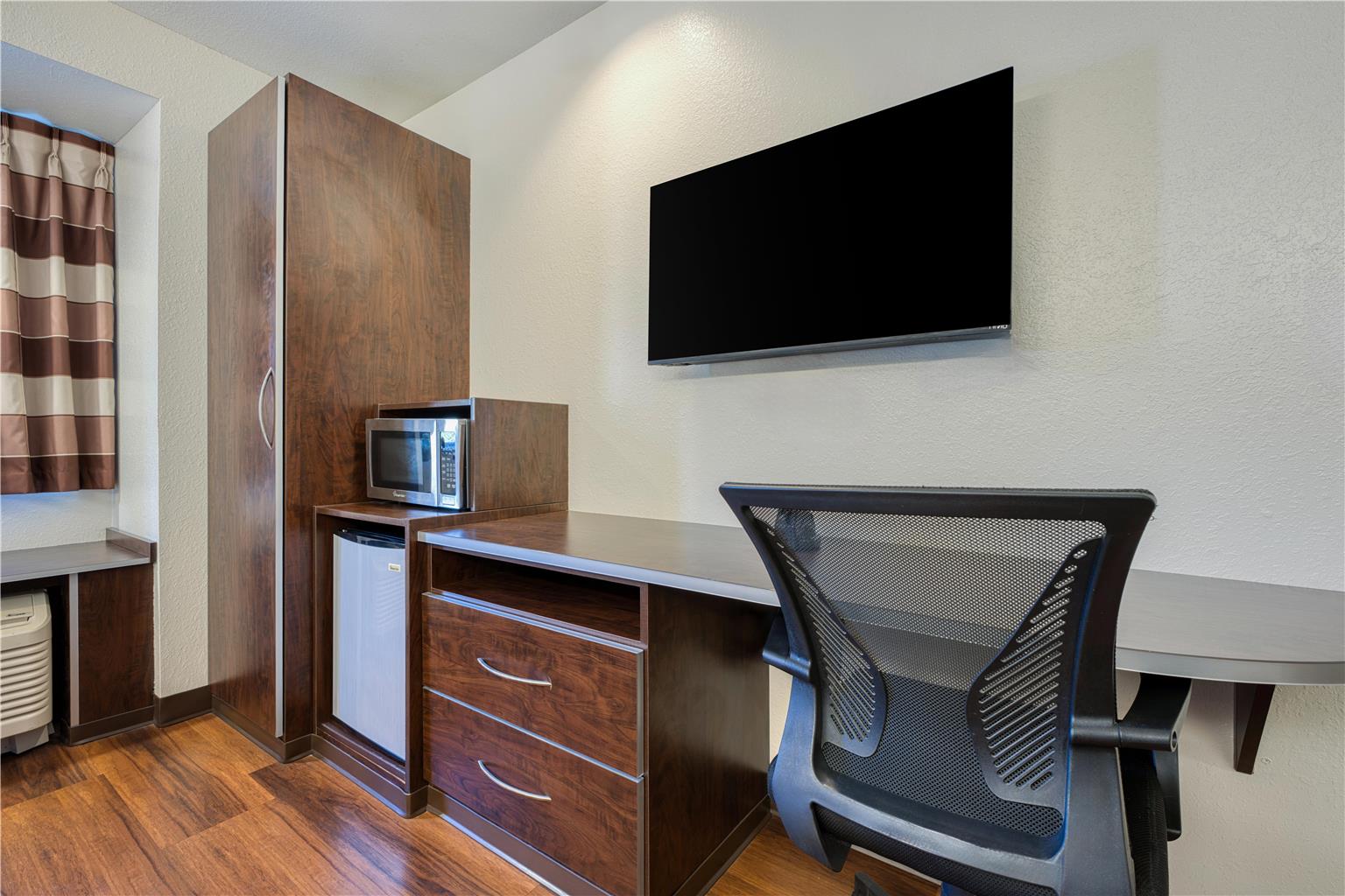 SureStay Plus Hotel by Best Western Buckhannon - photo 15