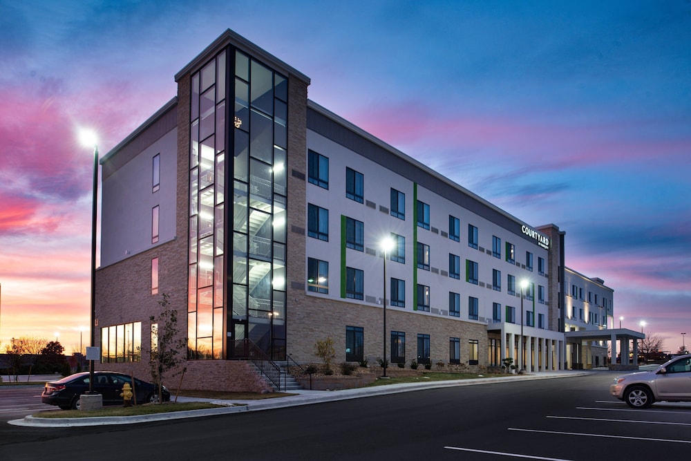 Courtyard by Marriott Kansas City Olathe - photo 53