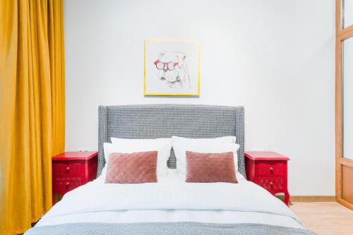 Meidan Bazaar Prime Location Apartment
