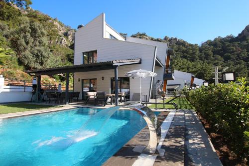 Turuncta Ozel Havuzlu Luks Villa MARİN 1 — 4-Star Luxury Hotel in Marmaris, Turkey