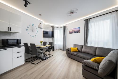 Mokotów Nowe Południe Chic Apartment by BookingHost — 4-Star Luxury Hotel in Warsaw, Poland