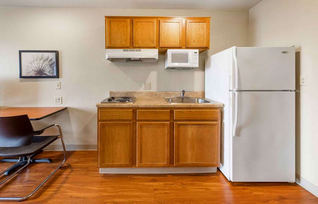 Extended Stay America Select Suites Austin Round Rock - photo 22