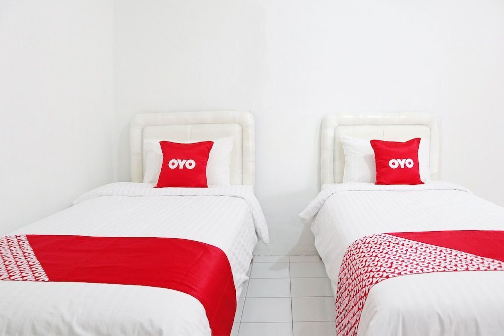 OYO 1538 Pesona Beach Travelodge in Padang, Indonesia
