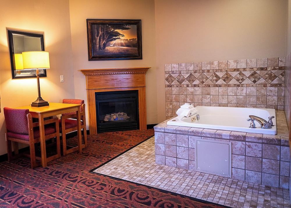 Savanna Inn & Suites - photo 27