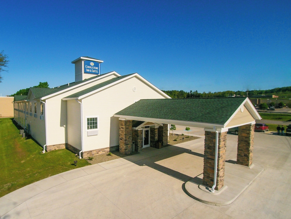 Cobblestone Inn & Suites Corry - photo 48