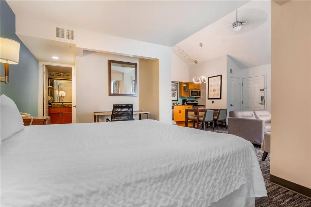 MainStay Suites St. Louis Galleria - photo 25