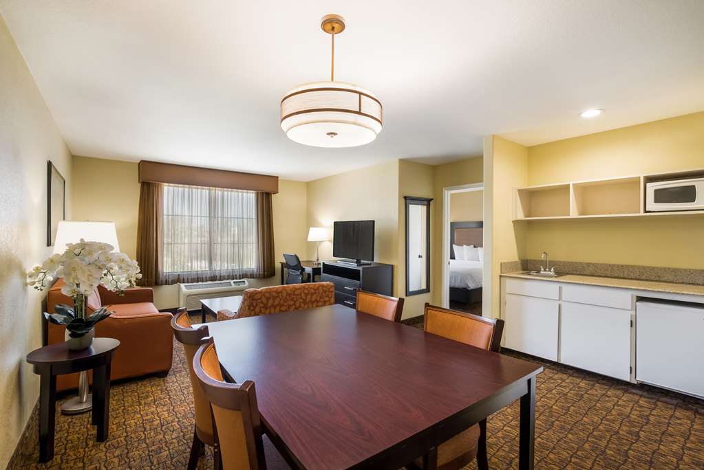 Best Western Escondido Hotel - photo 10