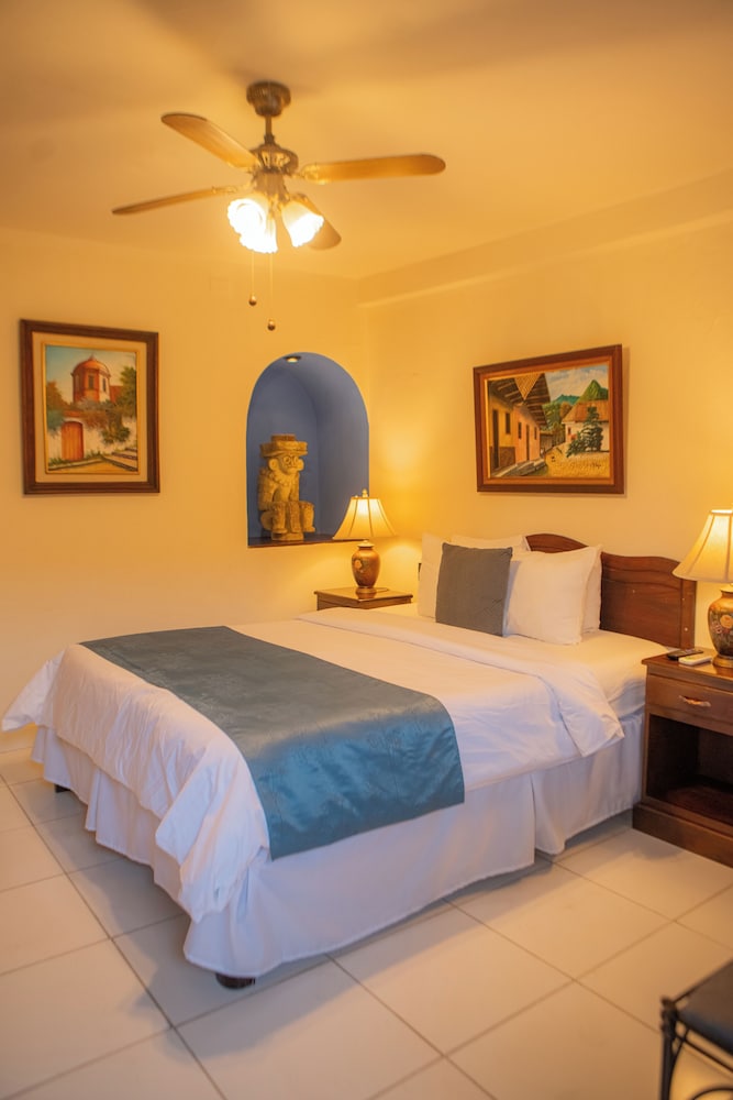 Hotel Camino Maya — Copan — photo 3