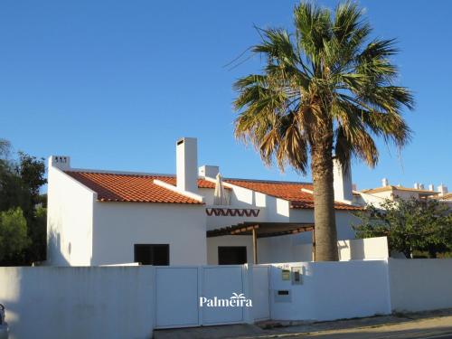 Palmeira Home — 4-Star Luxury Hotel in Olhos De Agua, Portugal