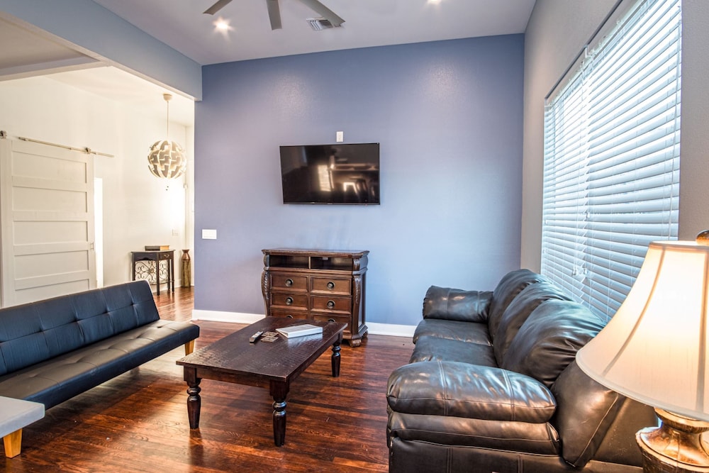Prosperity Place Remodeled 3br 2ba Near Downtown - featured photo