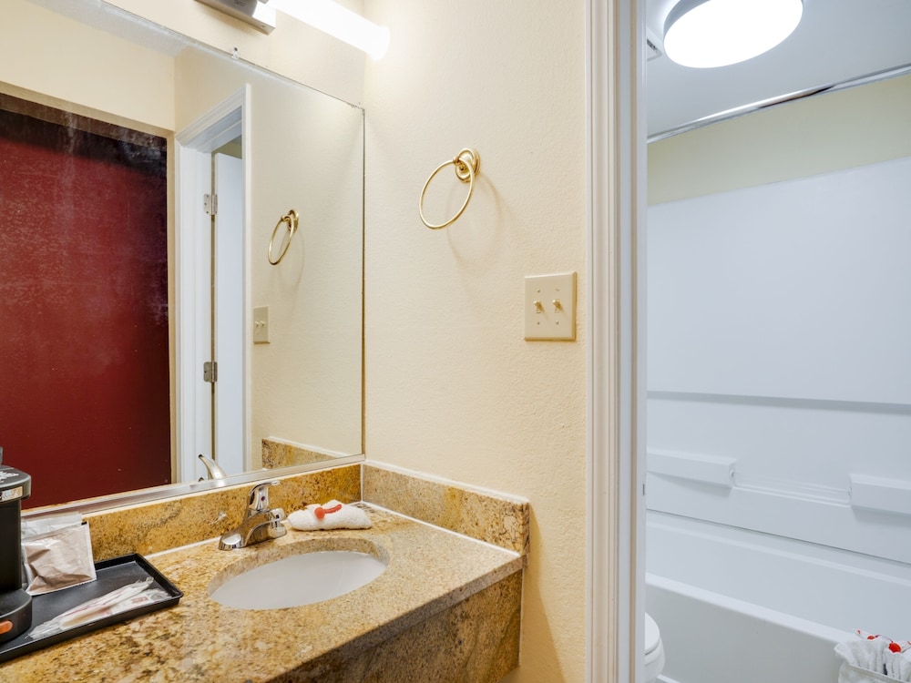OYO Hotel Wade Fayetteville I 95 South - photo 23