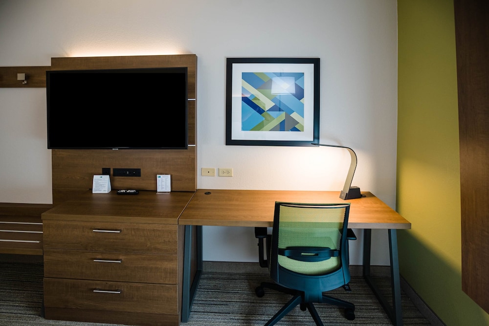 Holiday Inn Express & Suites Knoxville Farragut by IHG - photo 30