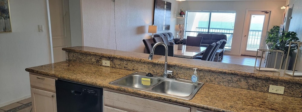 Saida Towers Iii 3101 3 Bedroom Condo by RedAwning - photo 85
