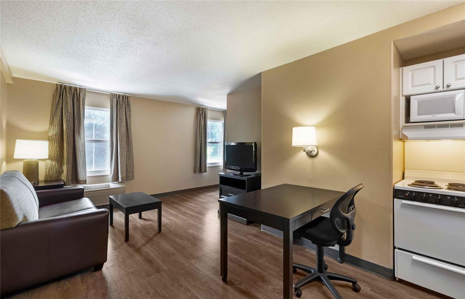 Extended Stay America Suites Boston Westborough East Main St - photo 11