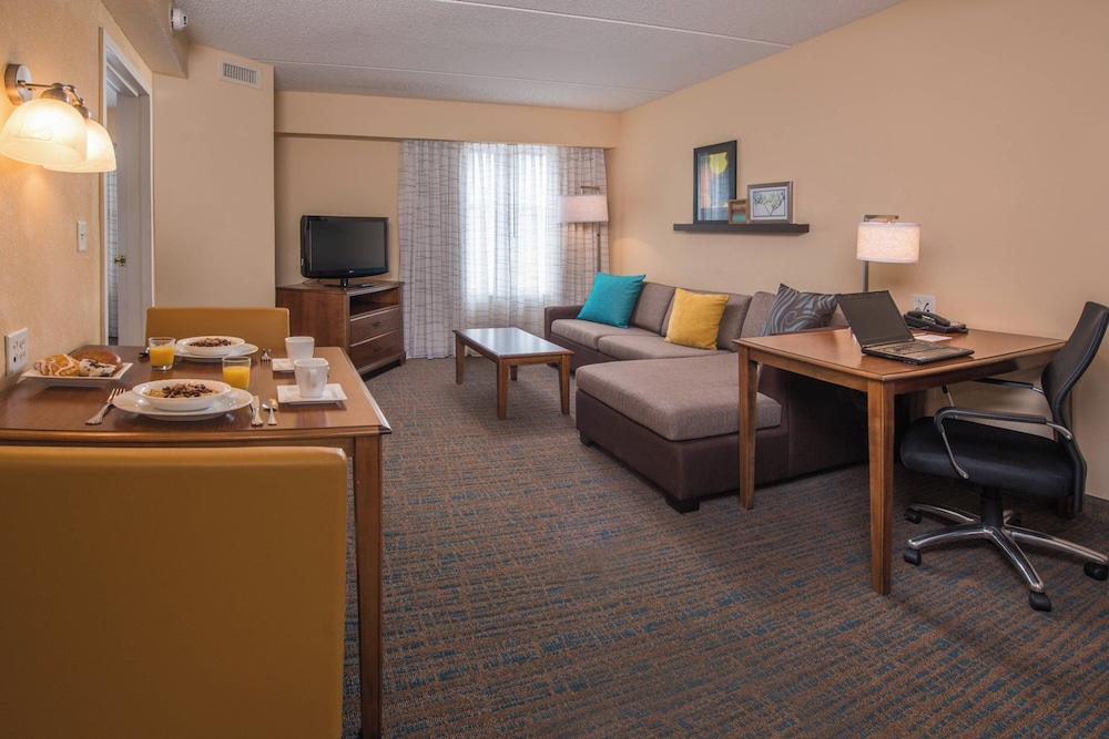 Residence Inn by Marriott Chesapeake Greenbrier - photo 27