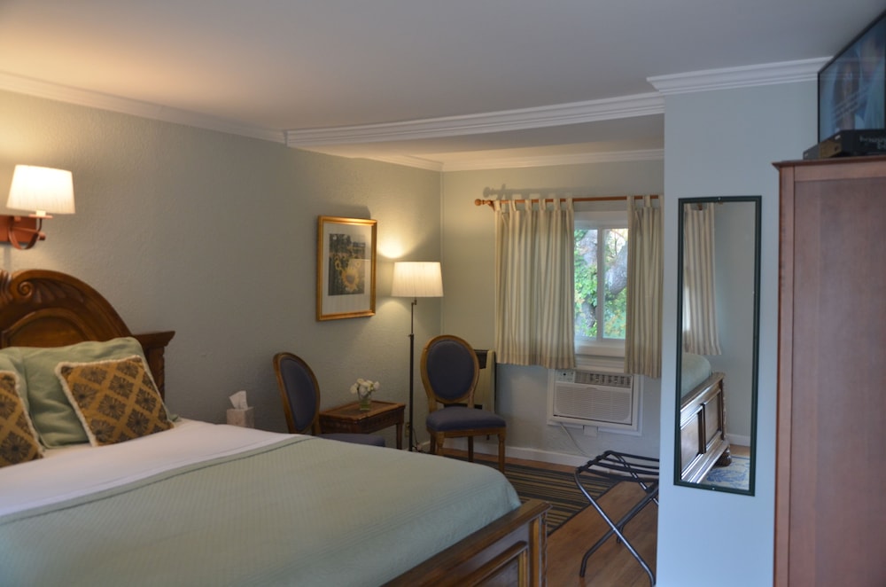 Cornwall Inn and Lodge - photo 46