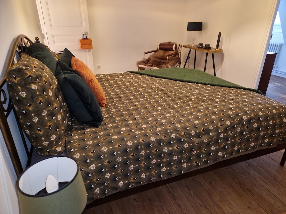 Demeure du saule Madame - last minute hotel in Juilly
