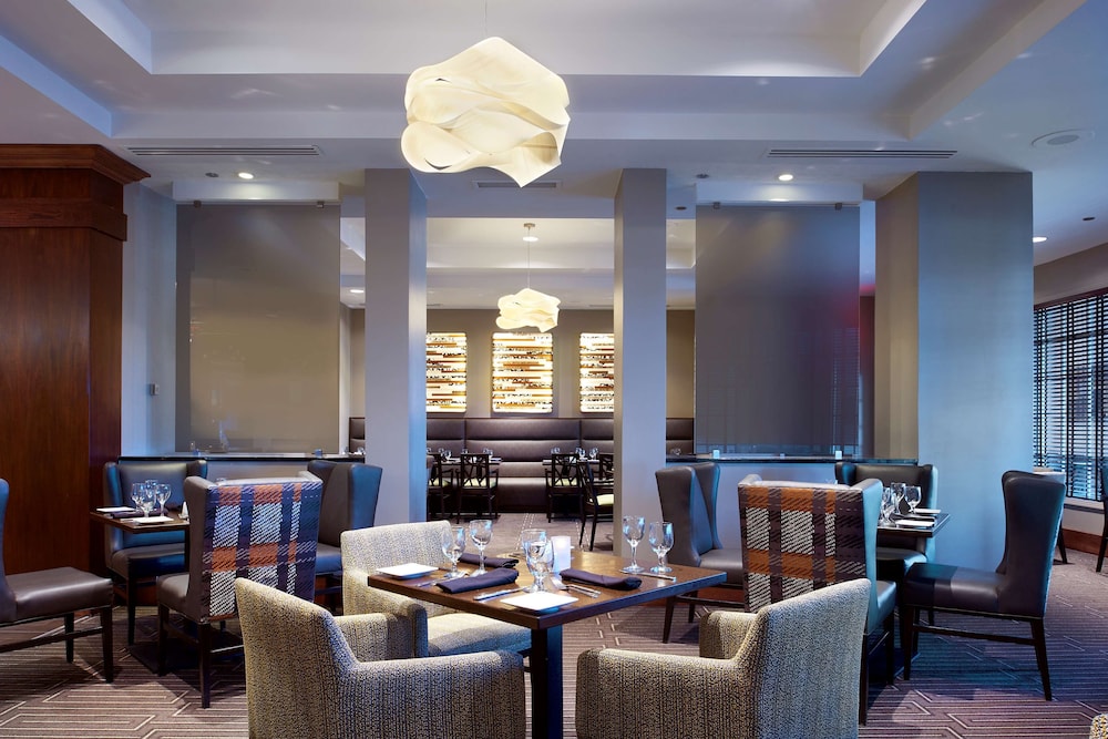 Hilton Minneapolis St. Paul Airport - photo 27