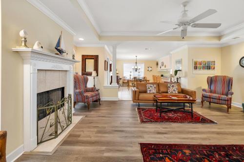 162 Toluca Lane - photo 6