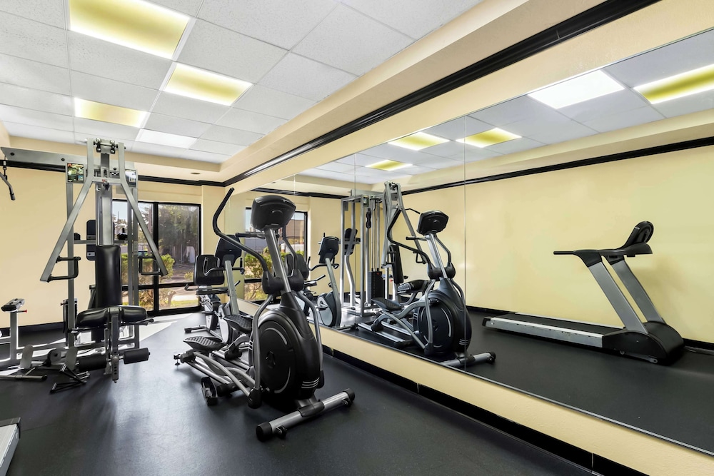 Sonesta Essential NW Houston - photo 24