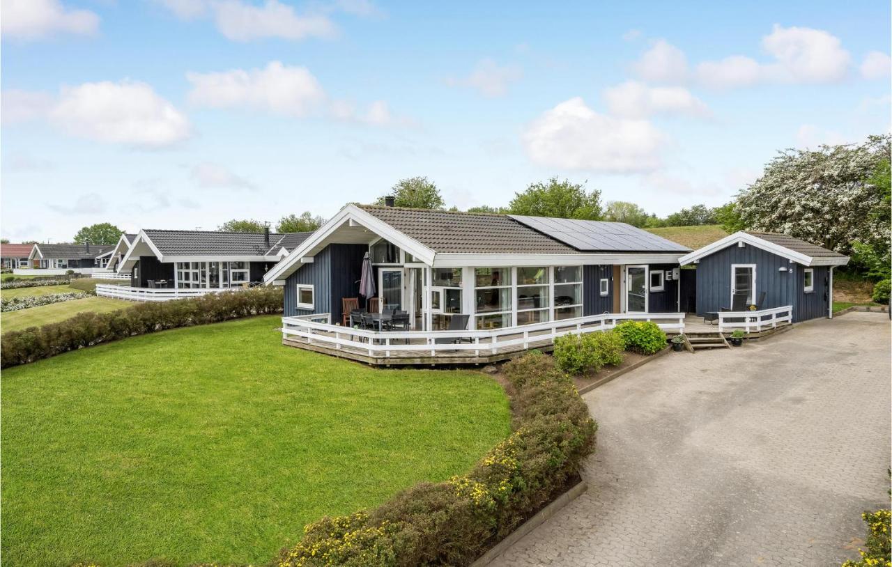 Holiday Home Vinkelbæk Nordborg Xi — 5-Star Luxury Hotel in Nordborg, Denmark