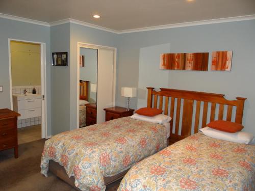 Alumni House Canterbury — 4-Star Luxury Hotel in Christchurch, New Zealand