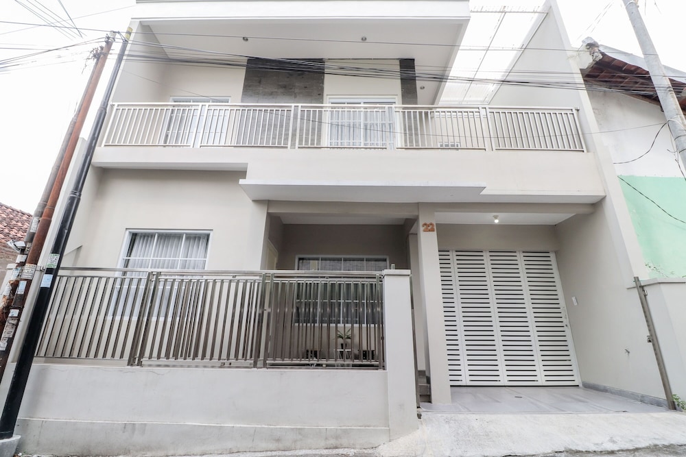 Rumah Teteh Seturan - last minute hotel in Depok