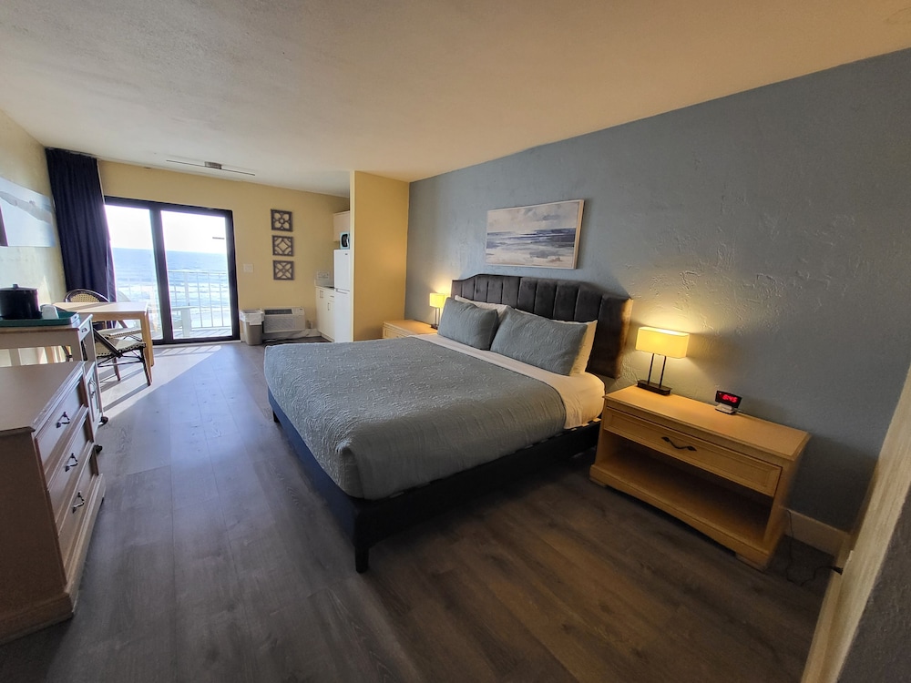 Beachside Hotel - photo 33