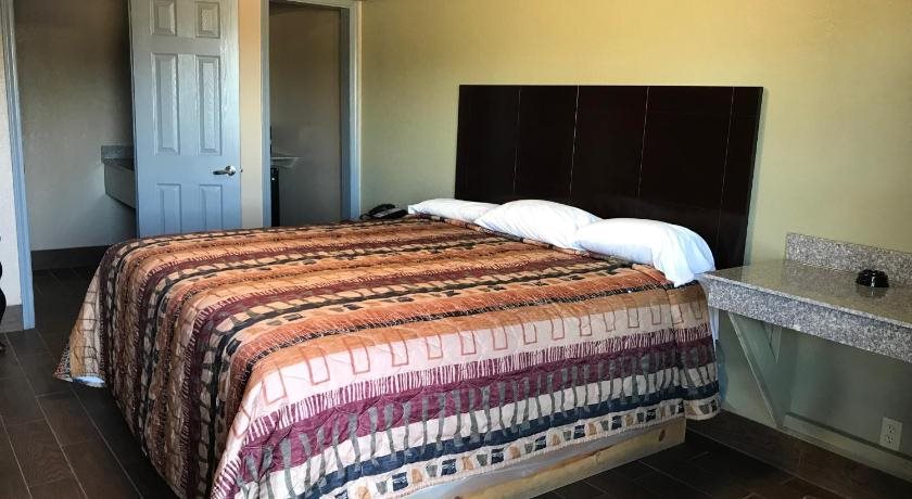 Economy inn - carbon neutral hotel in Monroe