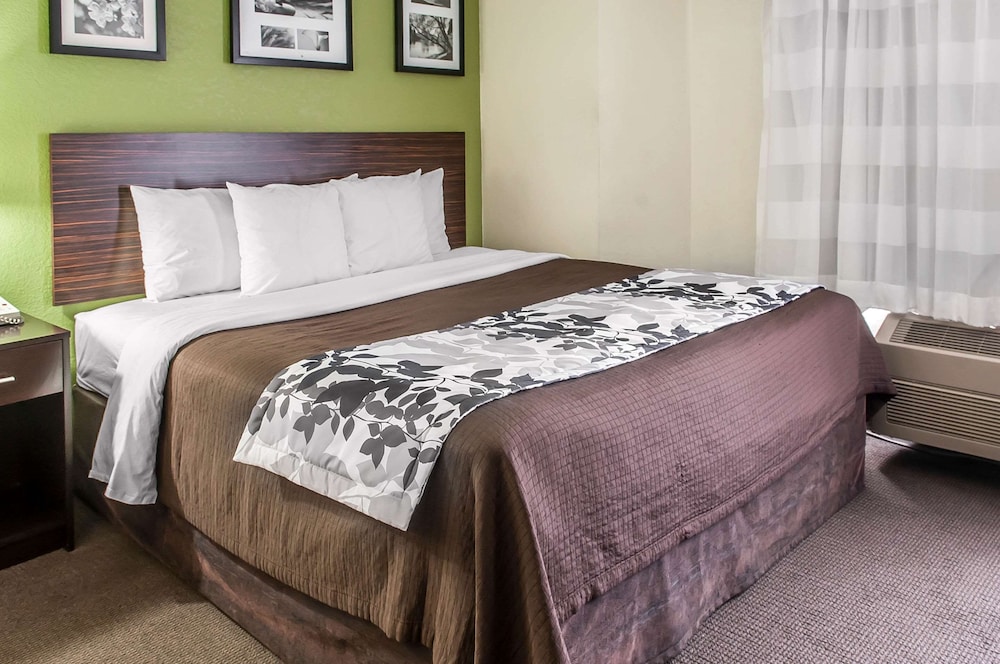 Garner Hotel Albuquerque Airport by IHG - photo 27