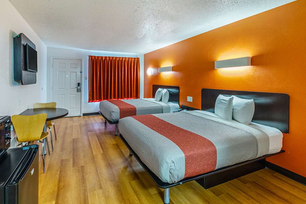 Motel 6 Waxahachie TX - photo 14