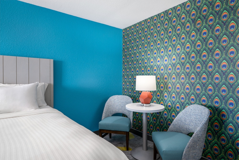 Capt Hiram's Resort - photo 3