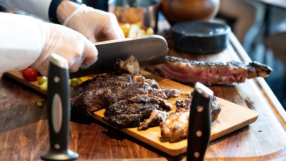 מזון ומשקאות