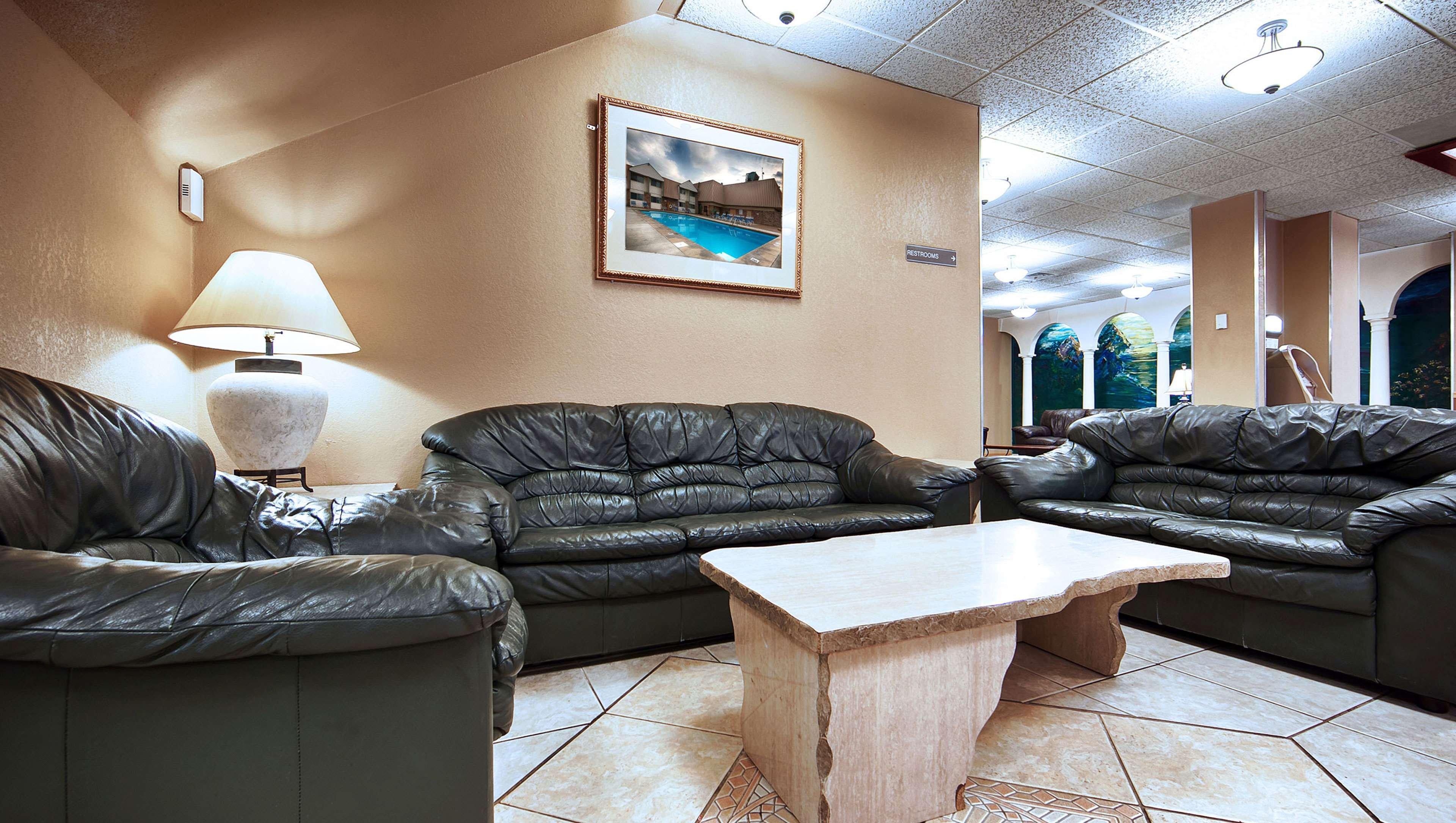 Magnuson Grand Columbus North - photo 14