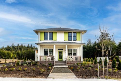 Little Green by Seabrook Hospitality in Huntington Beach, United States