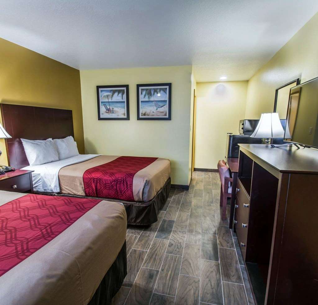 Econo Lodge Cocoa Beach near the Port - photo 16