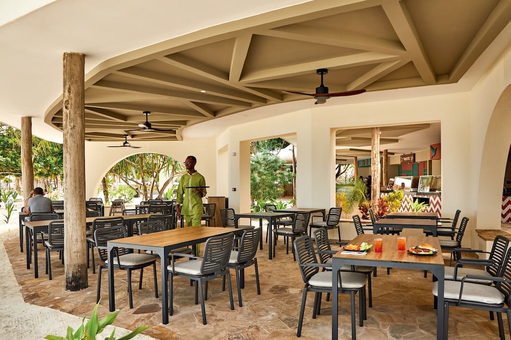 מזון ומשקאות