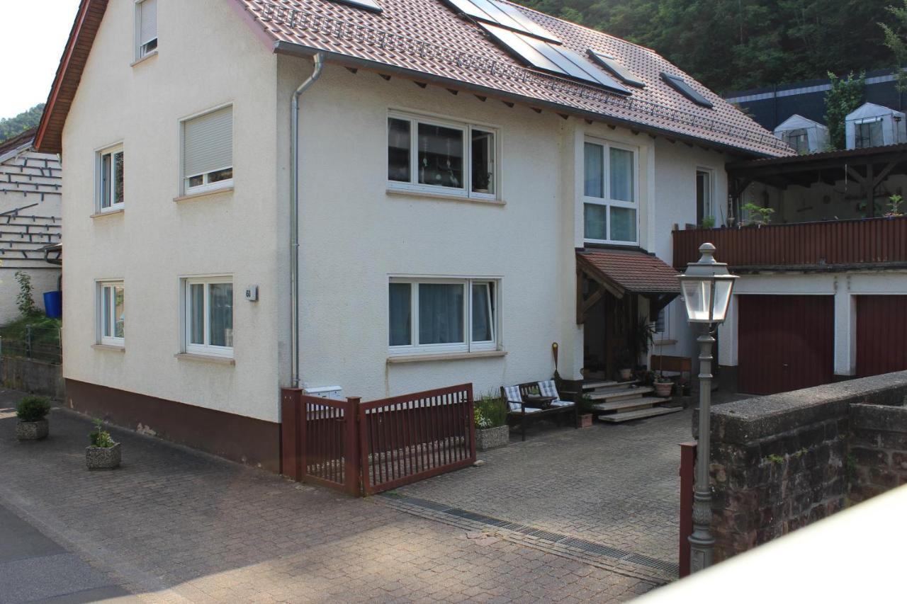 Ferienwohnung Ilona — 4-Star Luxury Hotel in Erfweiler, Germany