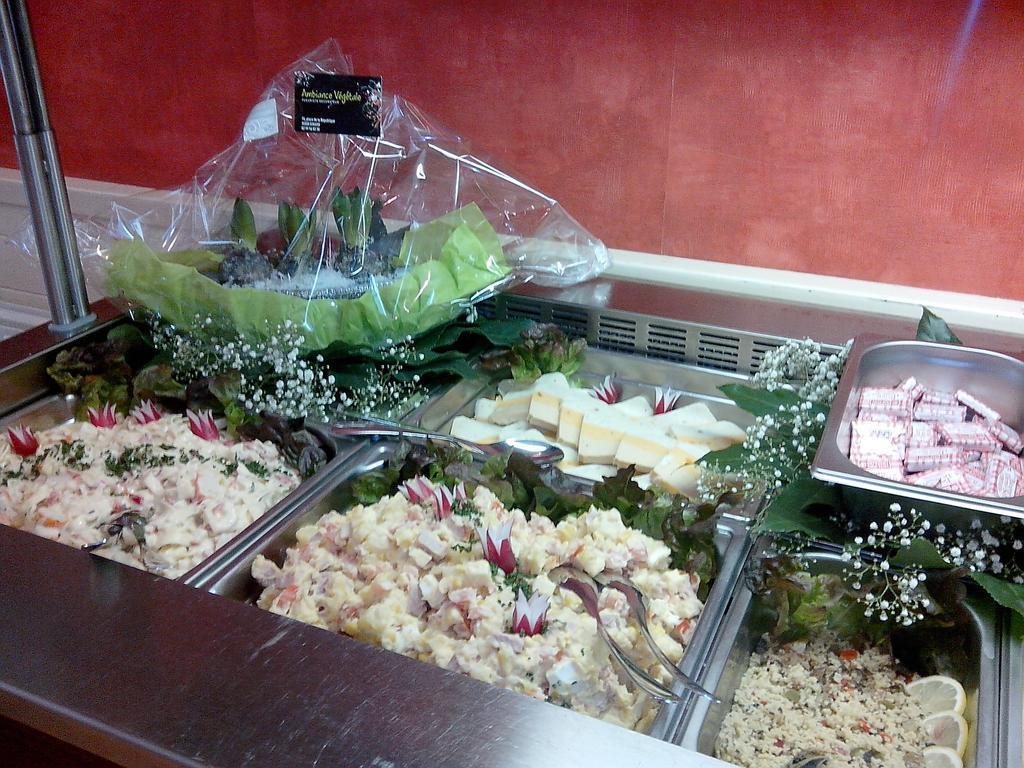 Le Petit Montmartre in Dinard, France