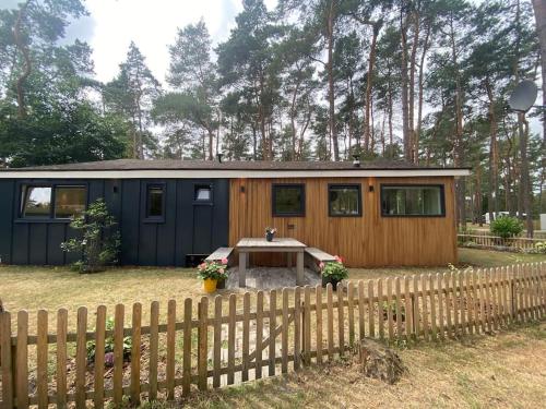 Luxe Groot Chalet Voor 6 Personen Op De Veluwe 21080610 — Doornspijk