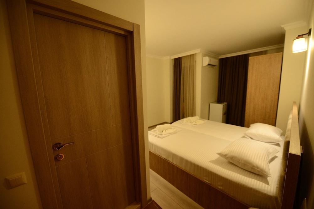 Hotel Aristocrat Batumi