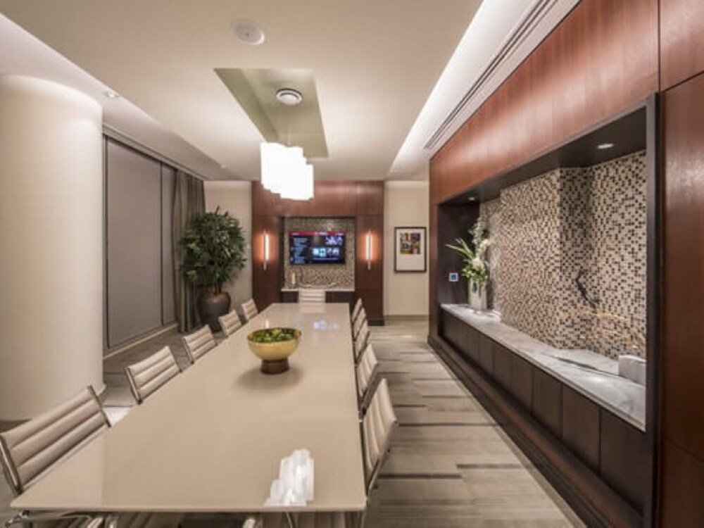 Global Luxury Suites At Tysons Corner - photo 17