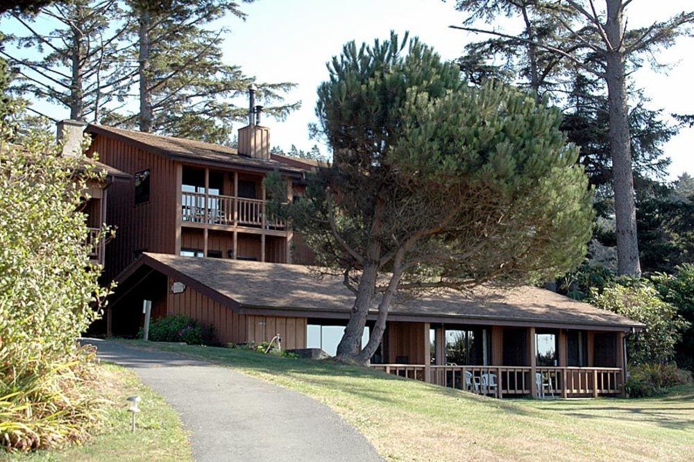 Ireland's Rustic Lodges - photo 16
