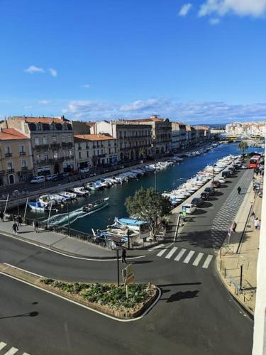 Royal View - carbon neutral hotel in Sete
