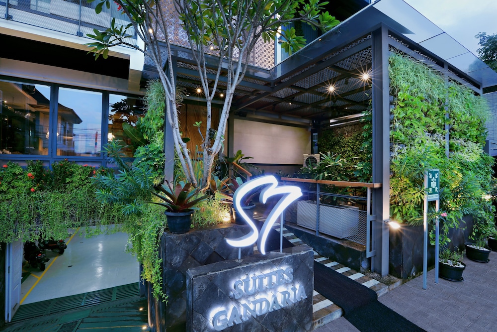 S7 Suites Gandaria — 4-Star Luxury Hotel in Jakarta, Indonesia