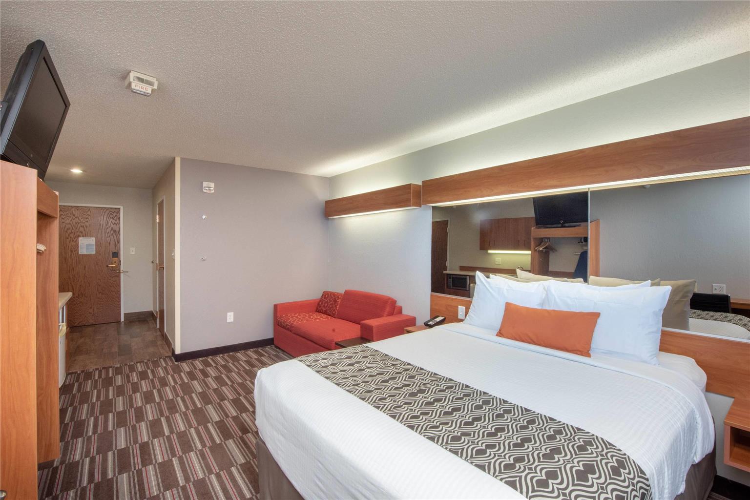Microtel Inn & Suites by Wyndham Springfield - photo 20