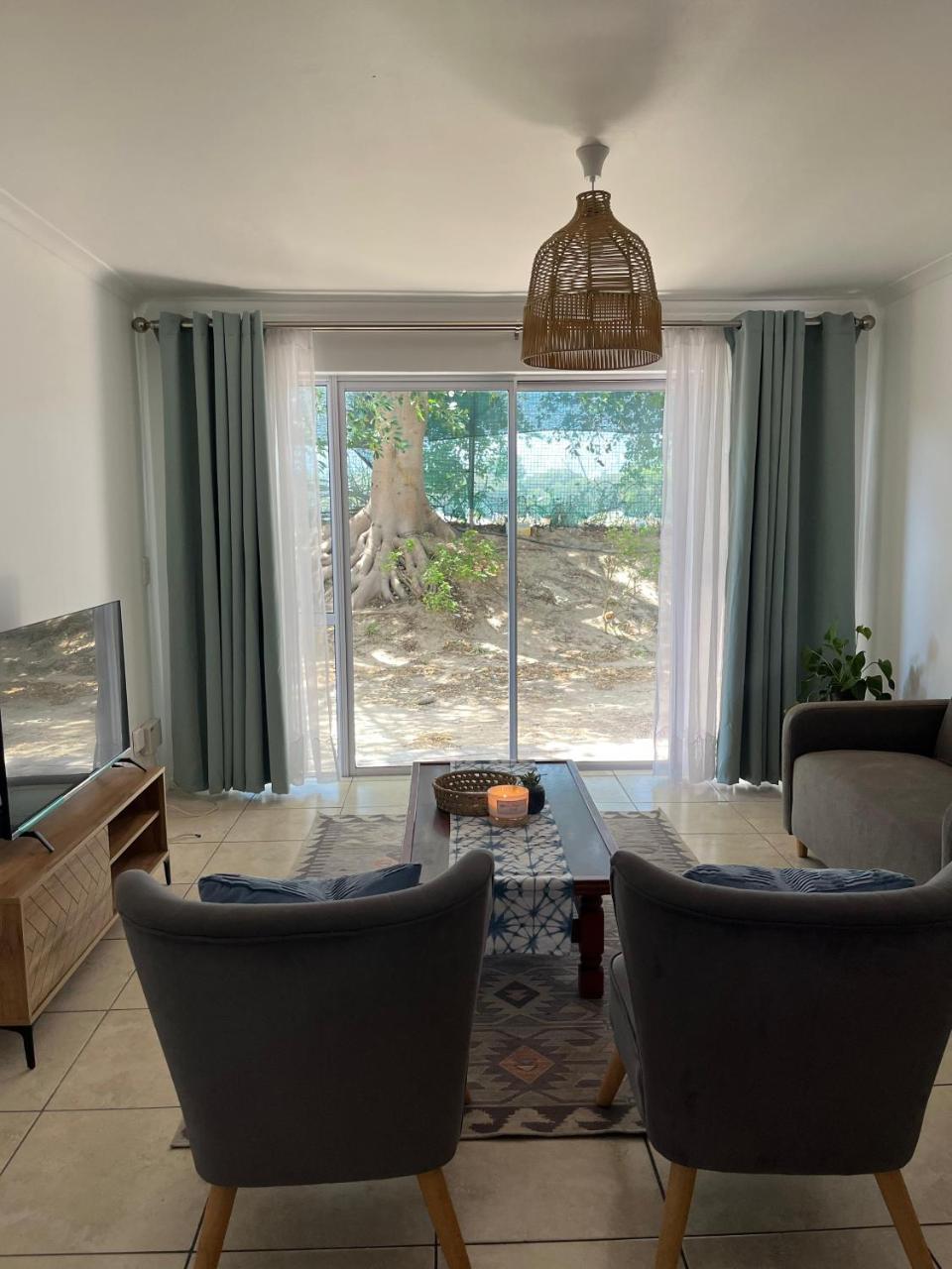Pinelands Apartment